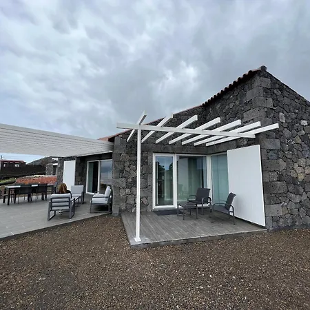 Vinhas Do Calhau Aparthotel