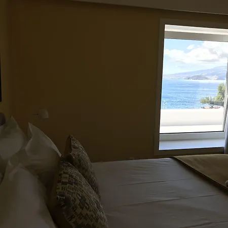 Vinhas Do Calhau Aparthotel 4*