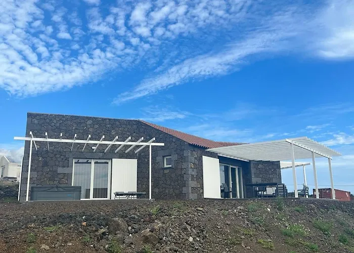 Vinhas Do Calhau 公寓式酒店 马达莱纳