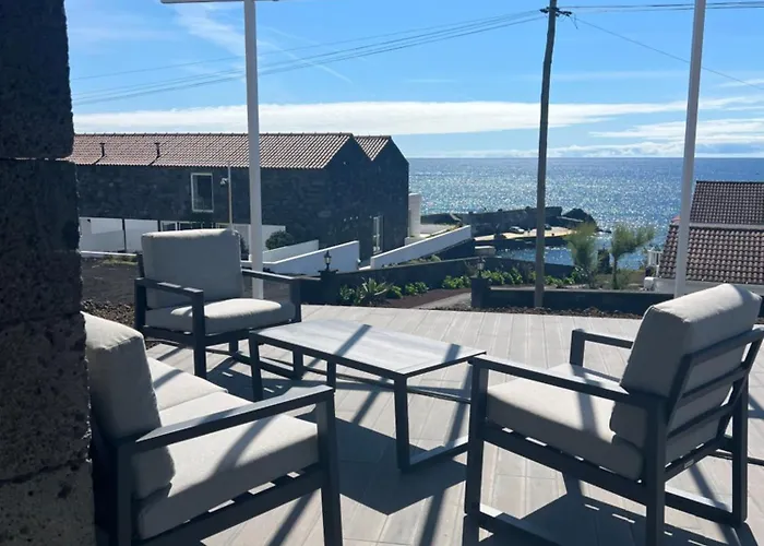 Vinhas Do Calhau 公寓式酒店 4*