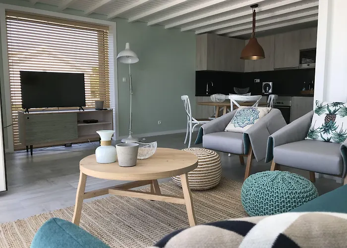 Vinhas Do Calhau Apartmanhotel Madalena