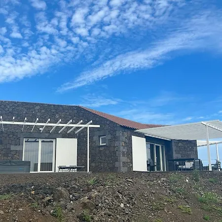 Vinhas Do Calhau Apart Otel Madalena (Azores)