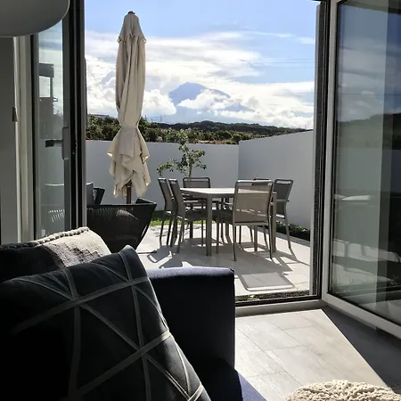 Vinhas Do Calhau 4* Madalena (Azores)