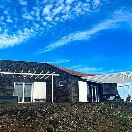 Vinhas Do Calhau 4* Madalena (Azores)