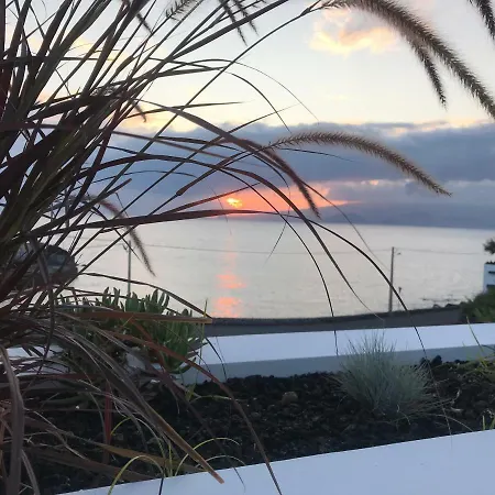 Vinhas Do Calhau Apart-hotel 4*