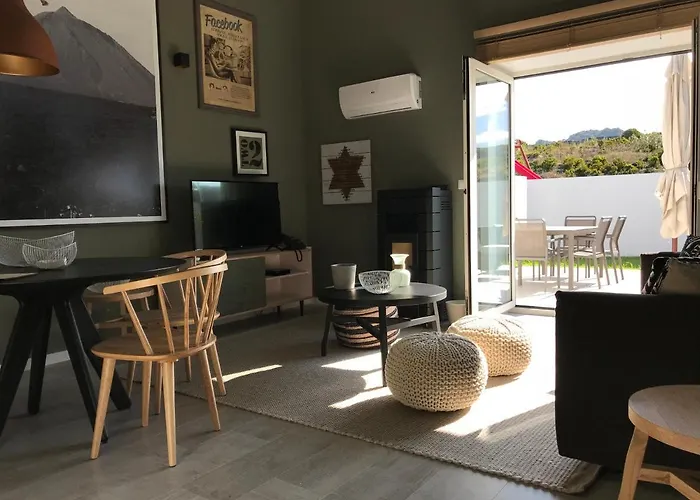 Apartmanhotel Vinhas Do Calhau 4*